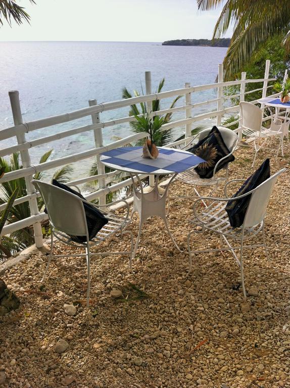 La Bella Beach House Boljoon Exterior photo