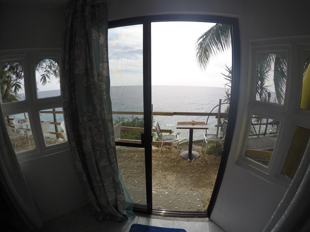La Bella Beach House Boljoon Exterior photo